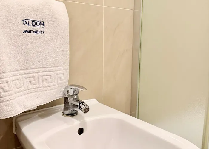 Apartamento Al-dom Awangardia 434, 300m Do Plazy W Dzielnicy Uzdrowiskowej